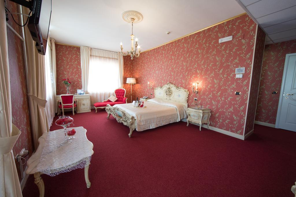 Hotel Imperiale Terzigno Kamer foto